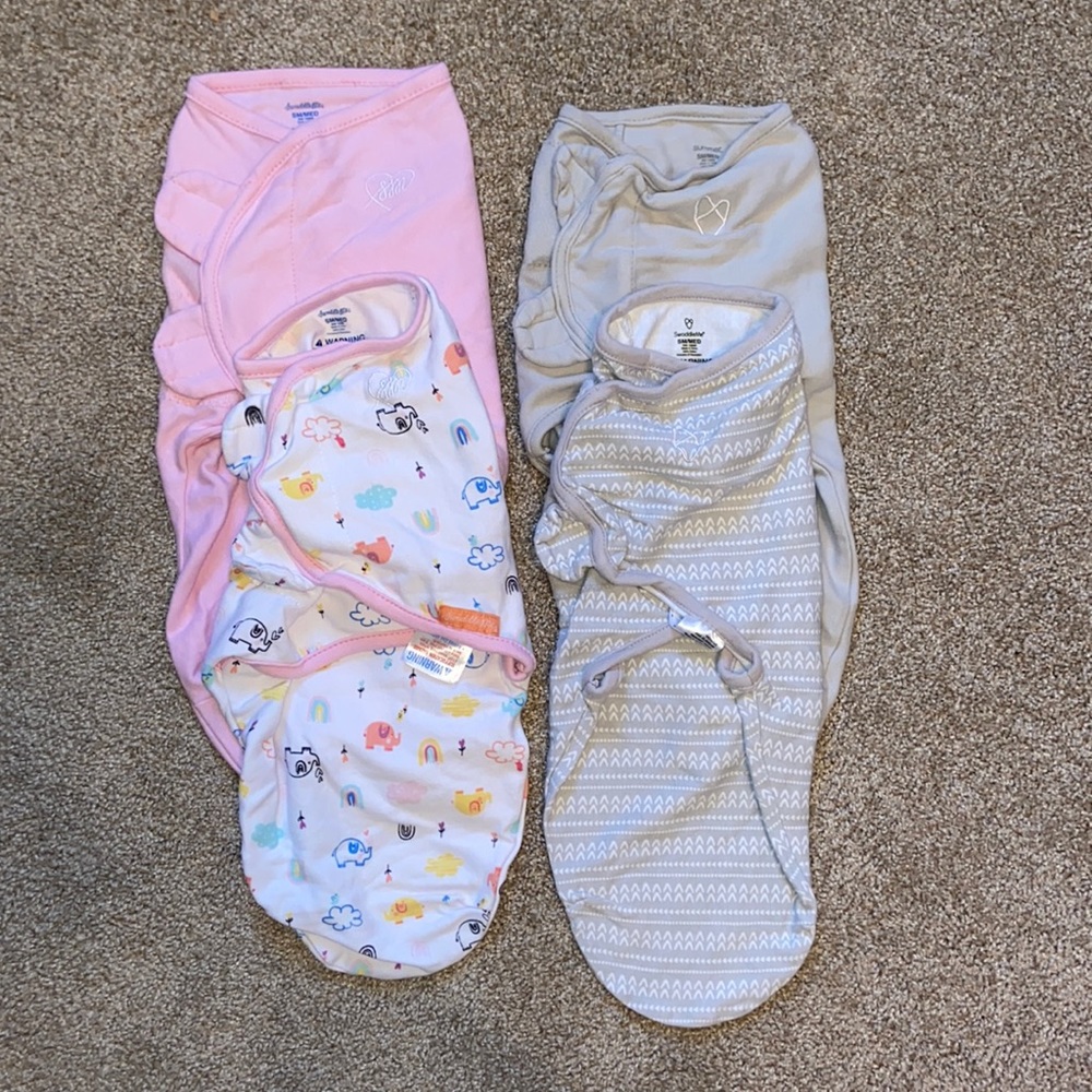 Bundle of 4 S/M SwaddleMe swaddles